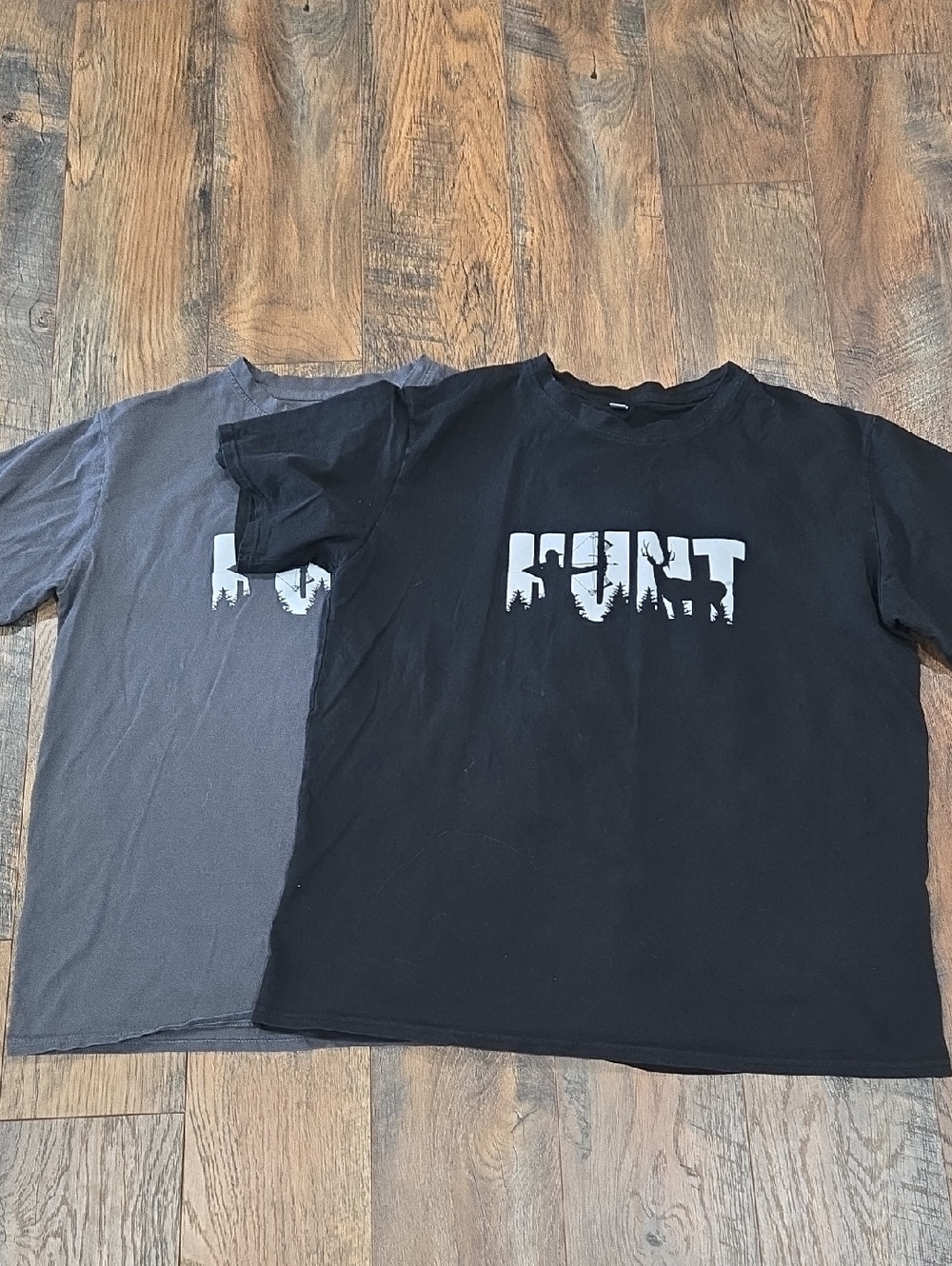 Hunt Graphic Tee - Black (Set of 2)